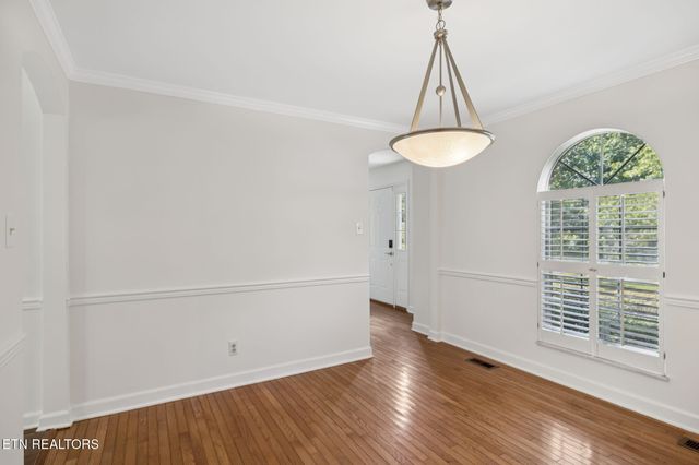 1440 Queensbridge Drive, Knoxville, TN 37922