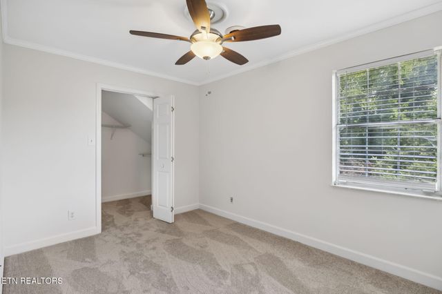 1440 Queensbridge Drive, Knoxville, TN 37922
