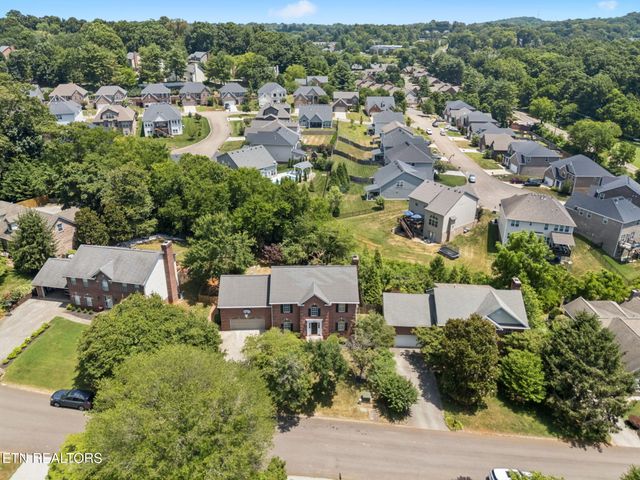 1440 Queensbridge Drive, Knoxville, TN 37922