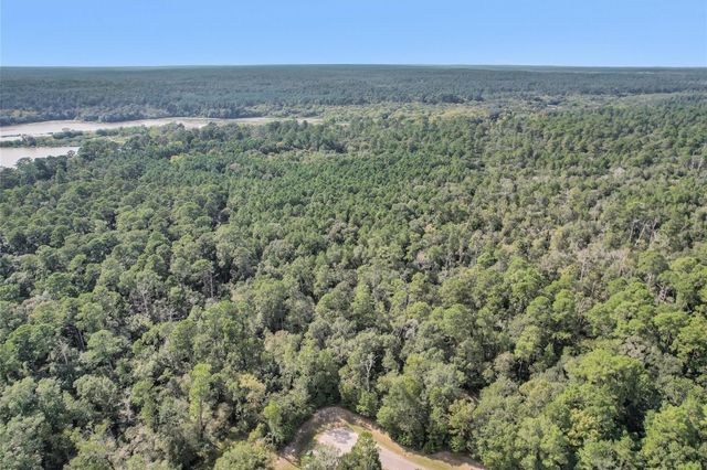 50 Firewood Road, Huntsville, TX 77340