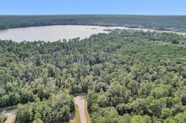 50 Firewood Road, Huntsville, TX 77340