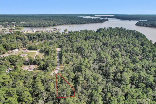 50 Firewood Road, Huntsville, TX 77340