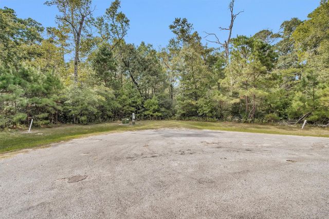 50 Firewood Road, Huntsville, TX 77340