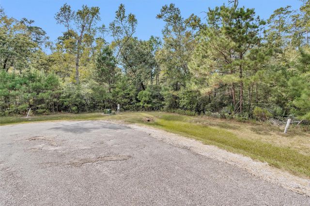 50 Firewood Road, Huntsville, TX 77340