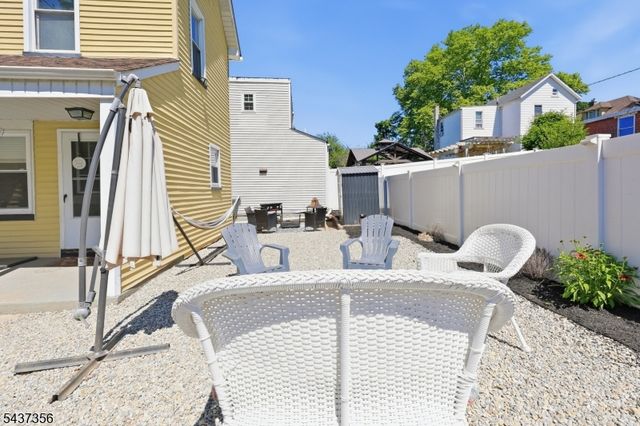 69 Harris St, Phillipsburg Town, NJ 08865