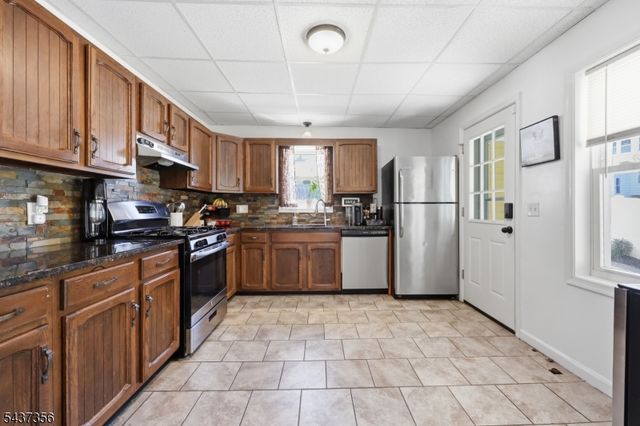 69 Harris St, Phillipsburg Town, NJ 08865
