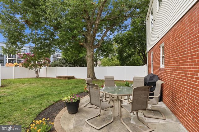 412 CARROLL PKWY, Frederick, MD 21701