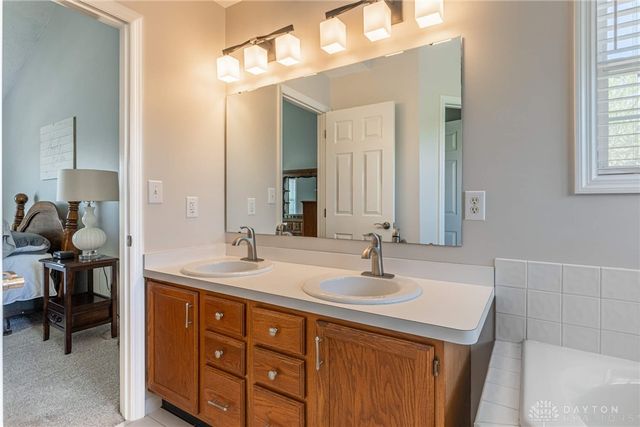40 Berryhill Court, Springboro, OH 45066