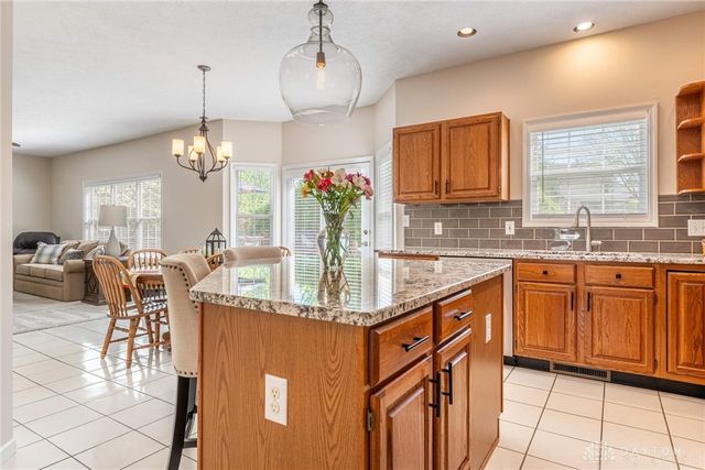 40 Berryhill Court, Springboro, OH 45066