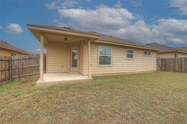 217 Teron DR, San Marcos, TX 78666
