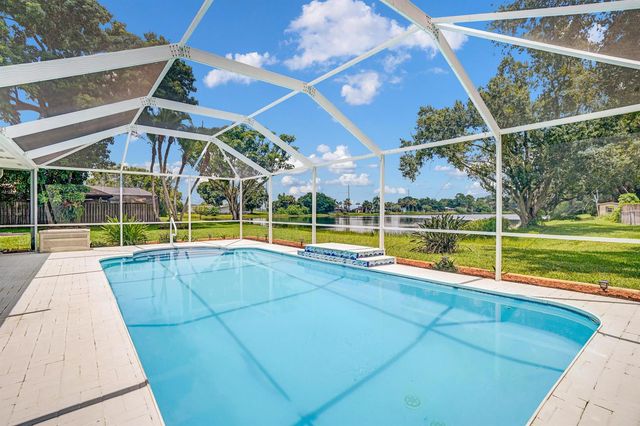 8702 DELAND Avenue, Fort Pierce, FL 34951