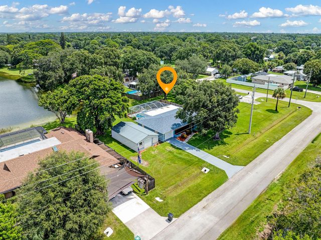 8702 DELAND Avenue, Fort Pierce, FL 34951