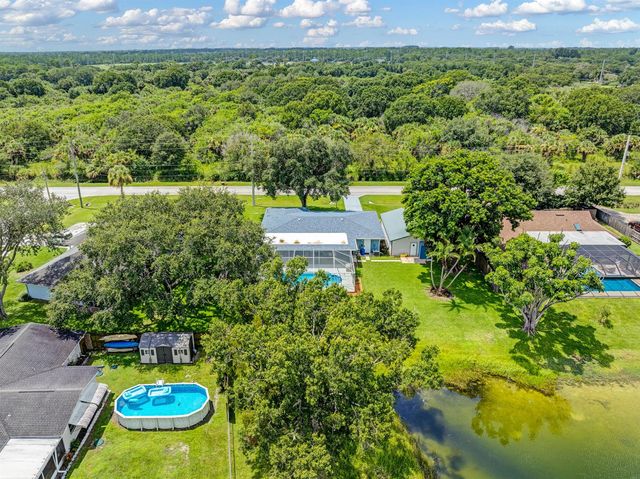 8702 DELAND Avenue, Fort Pierce, FL 34951