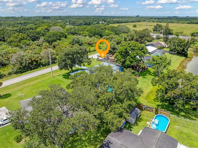 8702 DELAND Avenue, Fort Pierce, FL 34951