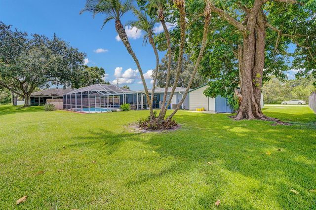 8702 DELAND Avenue, Fort Pierce, FL 34951