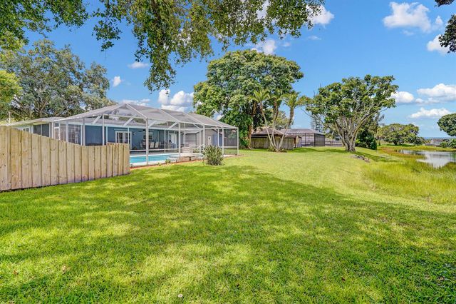 8702 DELAND Avenue, Fort Pierce, FL 34951