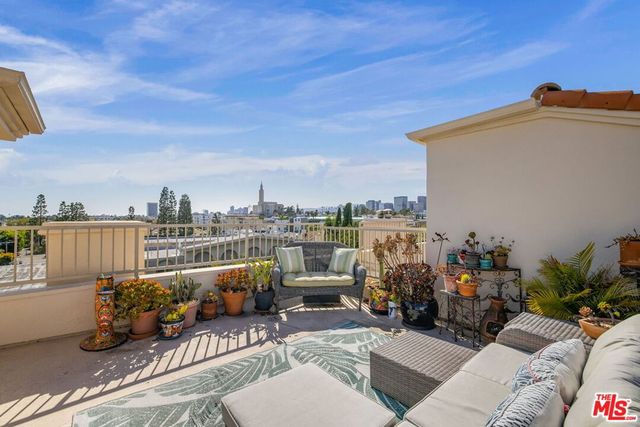 1838 Westholme Avenue PH3, Los Angeles, CA 90025