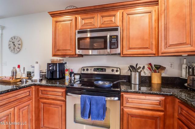 13727 Fieldcrest Way, Gulfport, MS 39503