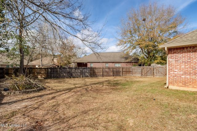 13727 Fieldcrest Way, Gulfport, MS 39503