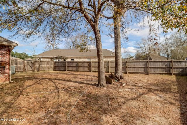 13727 Fieldcrest Way, Gulfport, MS 39503