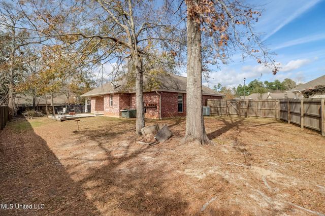 13727 Fieldcrest Way, Gulfport, MS 39503