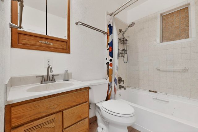 9909 4th Street NW, Albuquerque, NM 87114