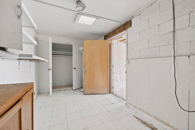 9909 4th Street NW, Albuquerque, NM 87114