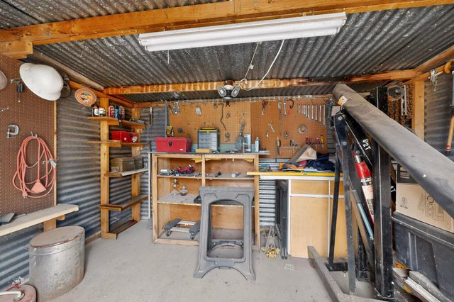 9909 4th Street NW, Albuquerque, NM 87114