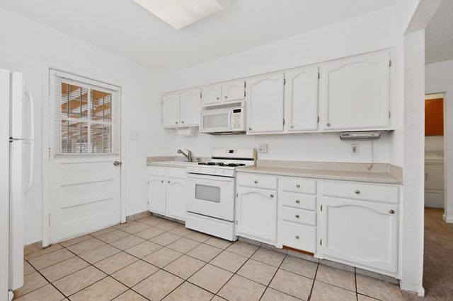 9909 4th Street NW, Albuquerque, NM 87114