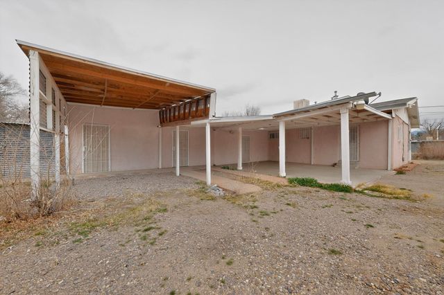 9909 4th Street NW, Albuquerque, NM 87114