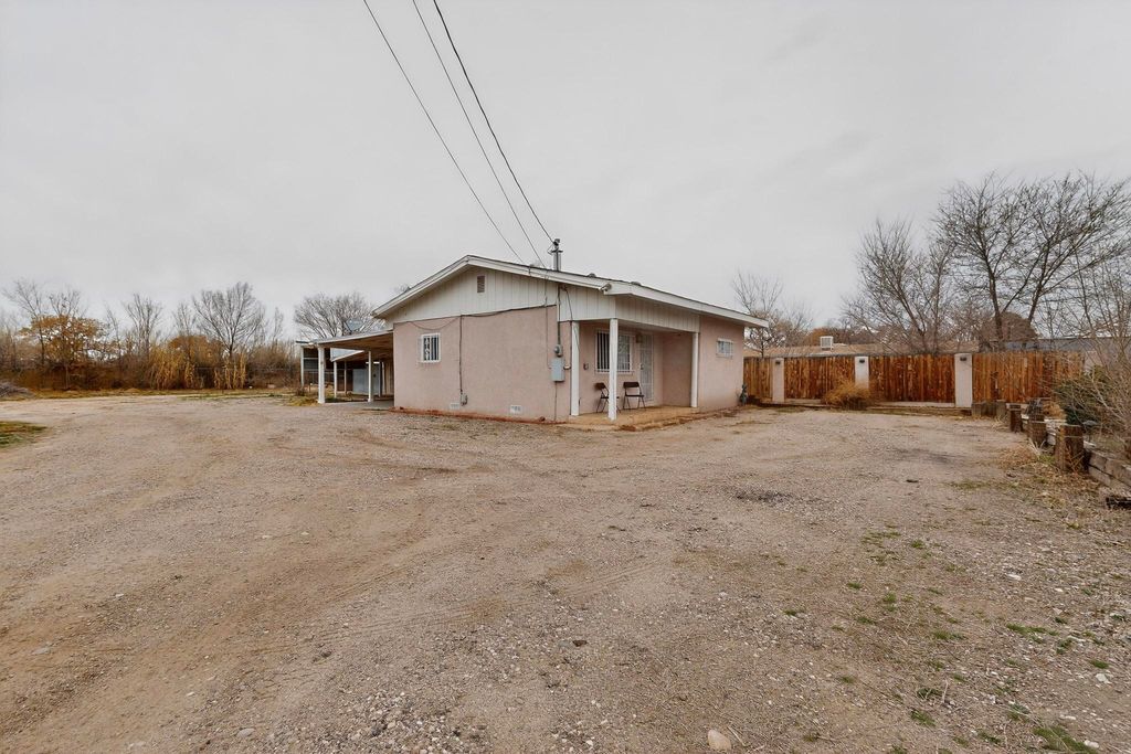 9909 4th Street NW, Albuquerque, NM 87114