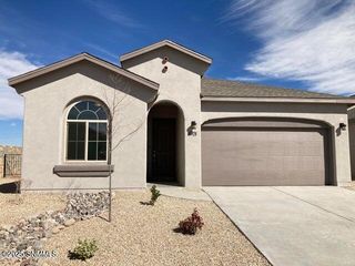 4701 Elsinore Avenue, Las Cruces, NM 88012