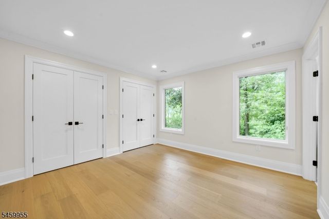 44 Hanover Rd, Mountain Lakes Boro, NJ 07046