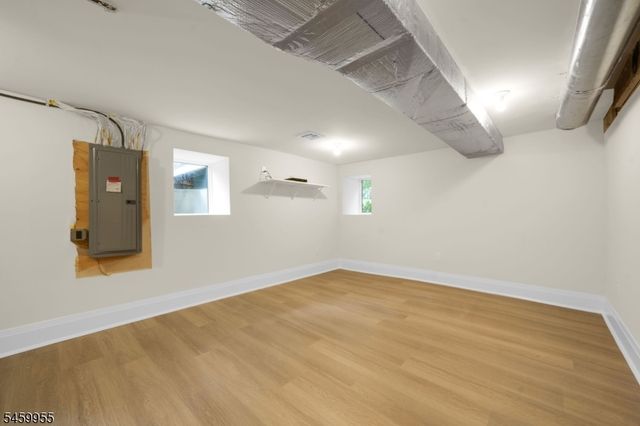 44 Hanover Rd, Mountain Lakes Boro, NJ 07046