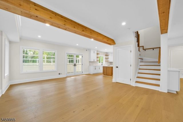 44 Hanover Rd, Mountain Lakes Boro, NJ 07046