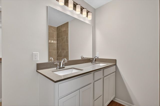 11247 Vergennes Street, Lowell, MI 49331