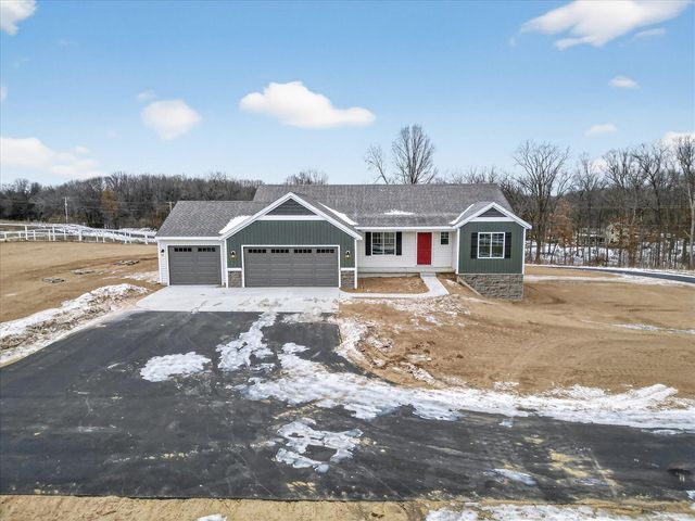 11247 Vergennes Street, Lowell, MI 49331