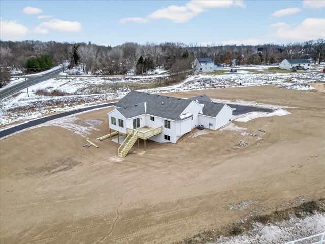 11247 Vergennes Street, Lowell, MI 49331