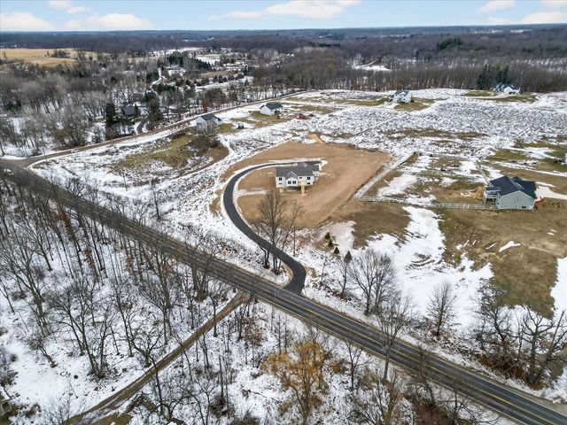 11247 Vergennes Street, Lowell, MI 49331