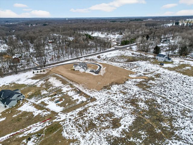 11247 Vergennes Street, Lowell, MI 49331