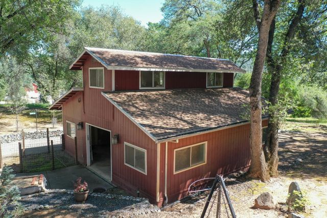 1408 Kenney Dr, Murphys, CA 95247