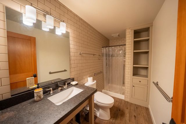 1408 Kenney Dr, Murphys, CA 95247