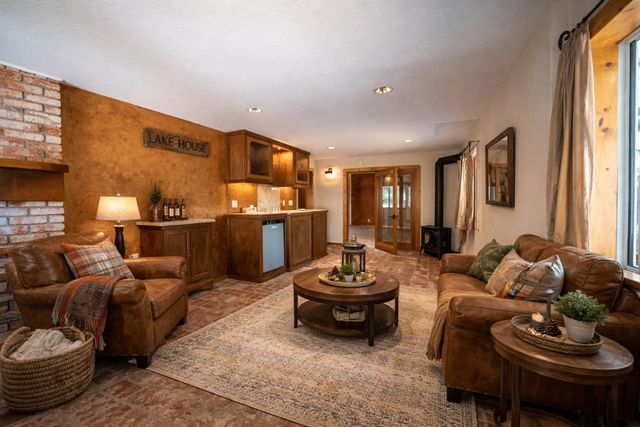 1408 Kenney Dr, Murphys, CA 95247