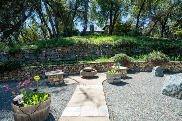 1408 Kenney Dr, Murphys, CA 95247