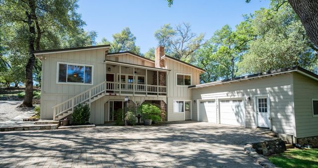 1408 Kenney Dr, Murphys, CA 95247