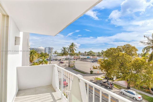 7133 Bay Dr 401, Miami Beach, FL 33141
