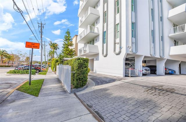 7133 Bay Dr 401, Miami Beach, FL 33141