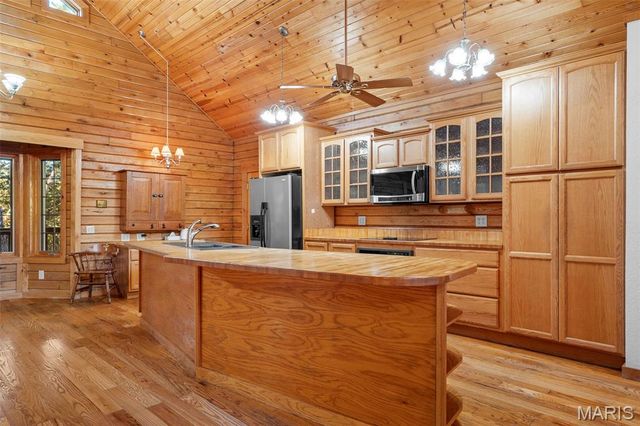 791 Crescent Drive, Hollister, MO 65672