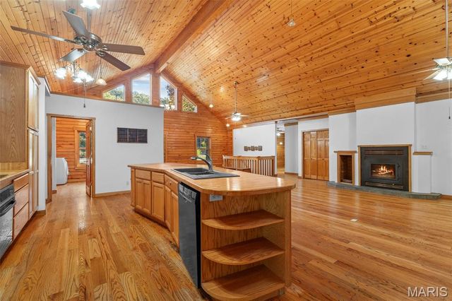 791 Crescent Drive, Hollister, MO 65672