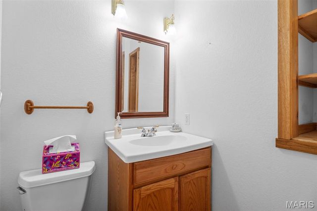 791 Crescent Drive, Hollister, MO 65672